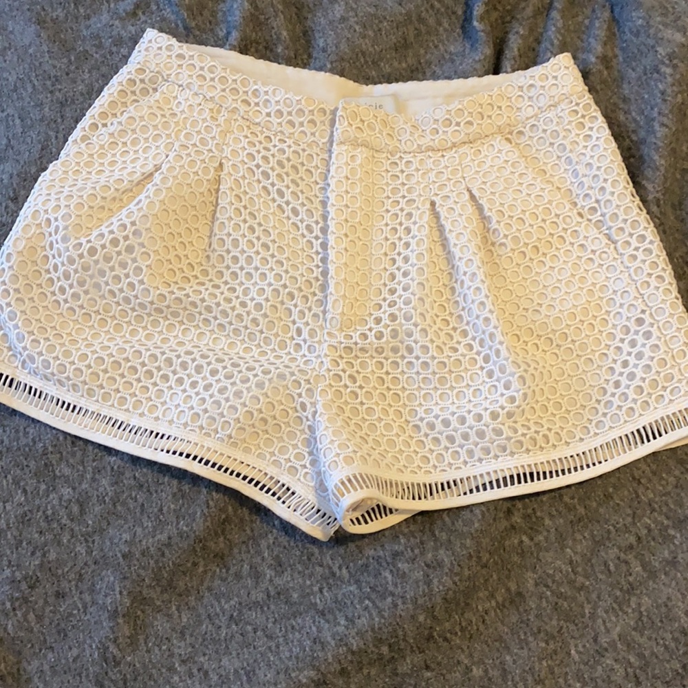 Shorts - Picture 2 of 4